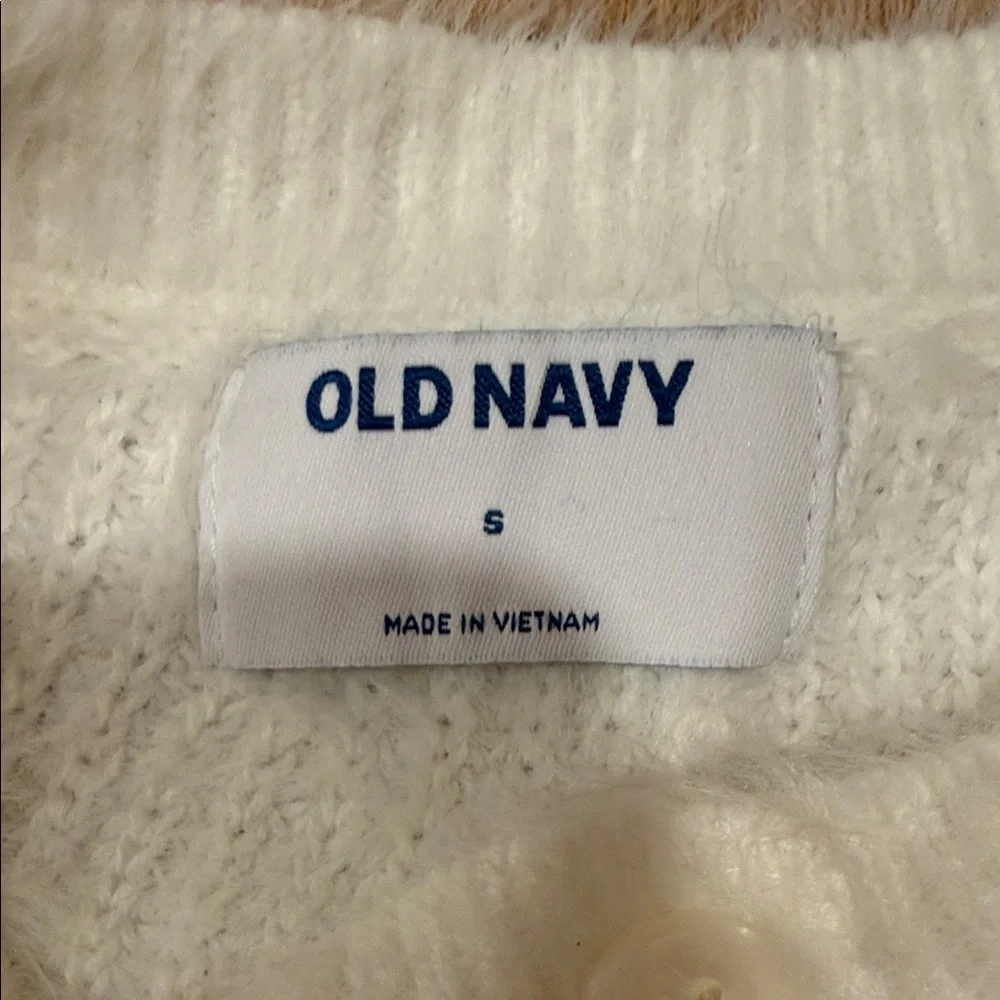 Old Navy White Women's Sweater - Picture 2 of 5